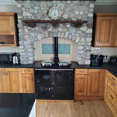 Holiday home Castleview *